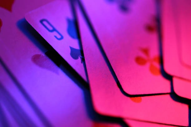 Dragon Tiger Live dealer streaming from lapakhoki88 login studio